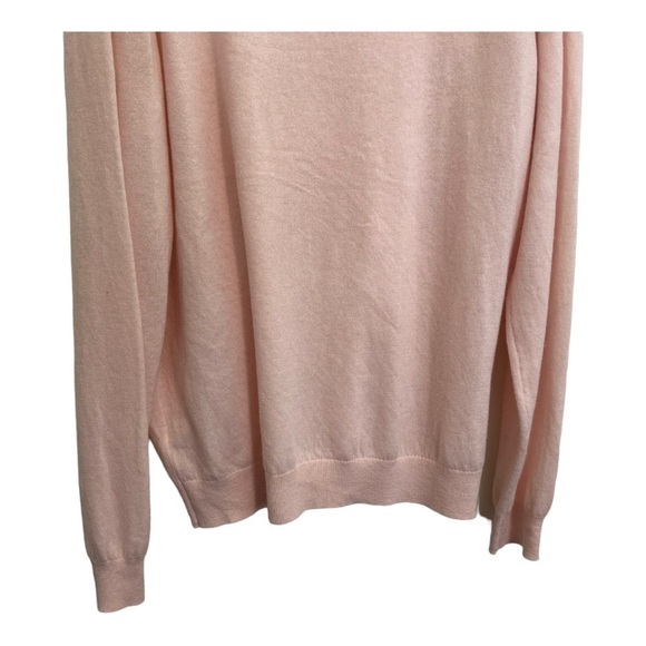 RODD & Gunn Merino Wool & Cashmere Crew Neck Sweater in light pink - Picture 10 of 15
